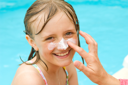 9 Sunscreens get top ratings by Consumer Reports